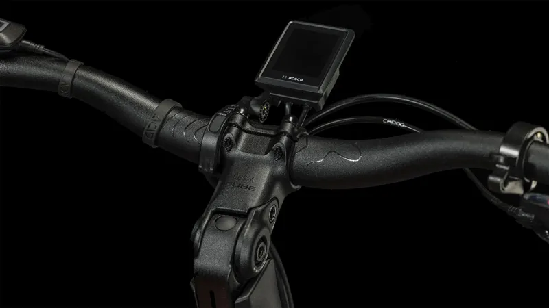 Cube Kathmandu Hybrid EXC 750 Trekking eBike in Red/Black-3